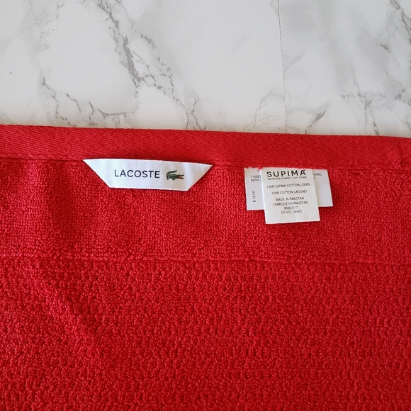 Red lacoste 2 extra long towels - Picture 4 of 4
